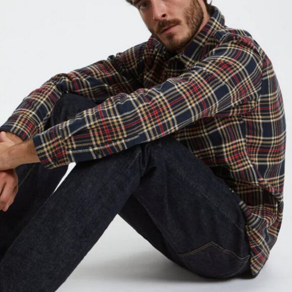 Filson Vintage Flannel Work Shirt - Picture 5 of 11